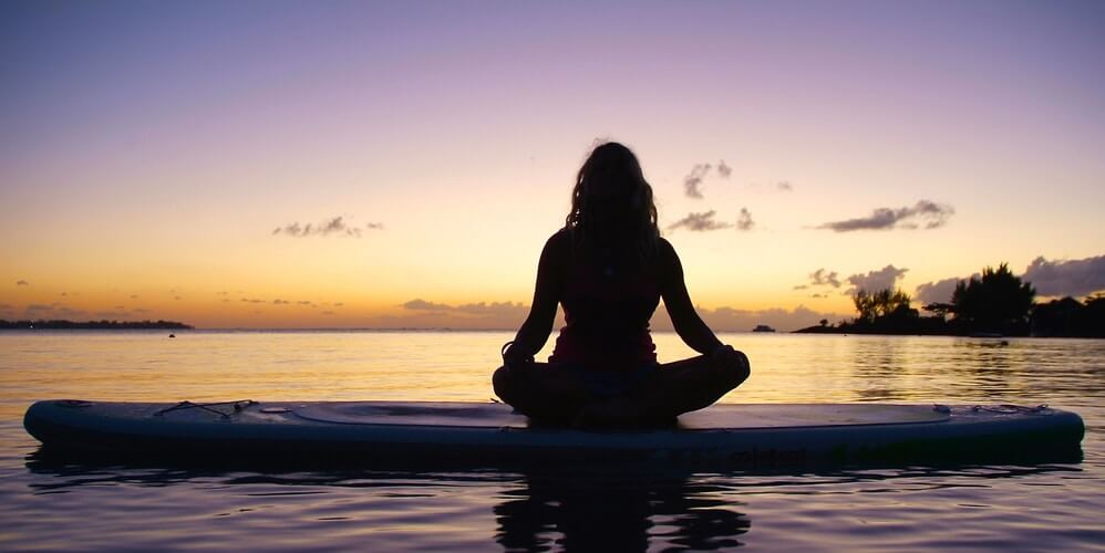 Lago di Barcis a Pordenone, un posto magico dove pagaiare meditazione sup lago di barcis