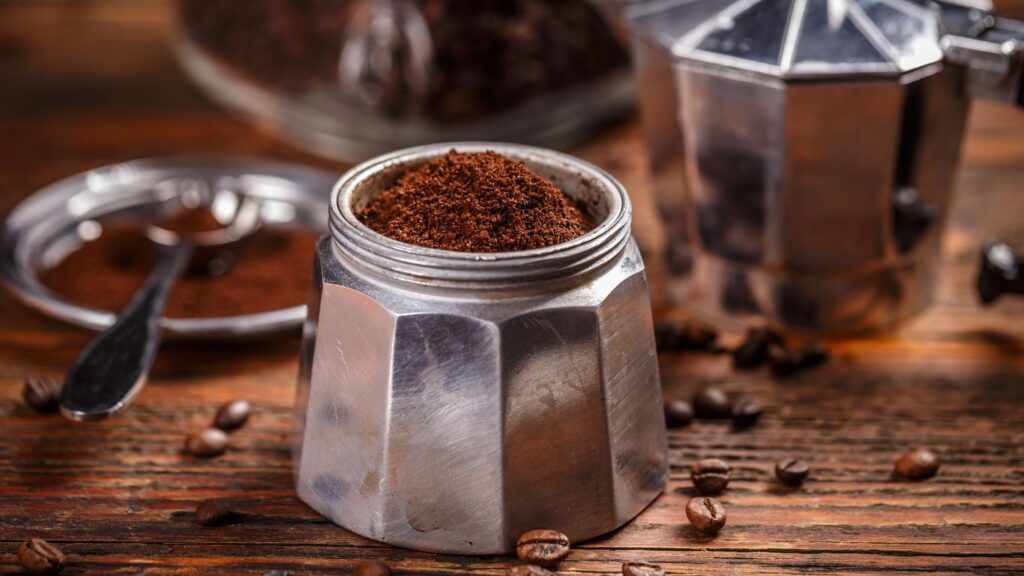 Cos’è la caffeomanzia Fondo di caffè