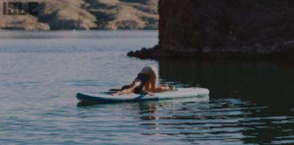Posizioni di SUP Yoga - 10 pose che chiunque può fare posizioni sup yoga facile