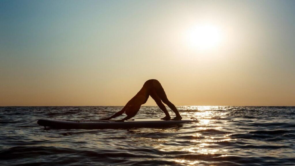 Yoga-Surf-therapy