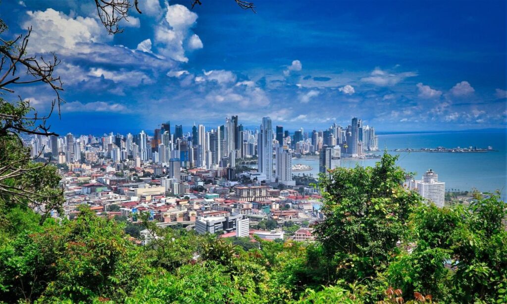Viaggio in solitaria: 10 mete da visitare da soli panama 10 mete per un viaggio da soli