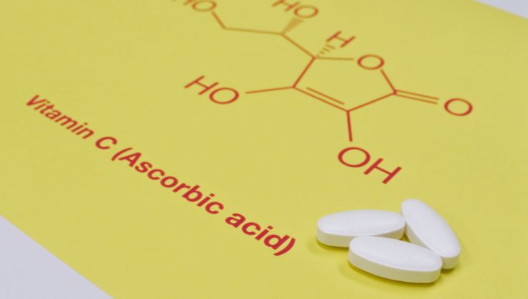 Benefici vitamina C e fonti naturali dove trovarla acido ascorbico comesmetteredipensare.it