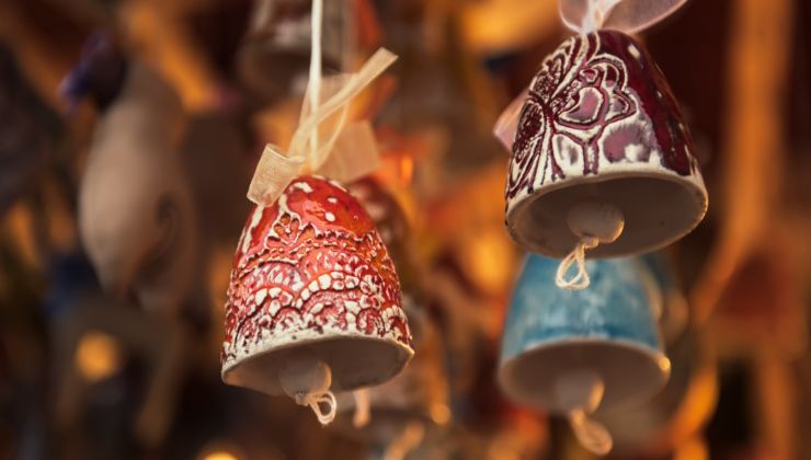 Suoni e vibrazioni: come le campane giapponesi migliorano il benessere suono e vibrazioni delle campane