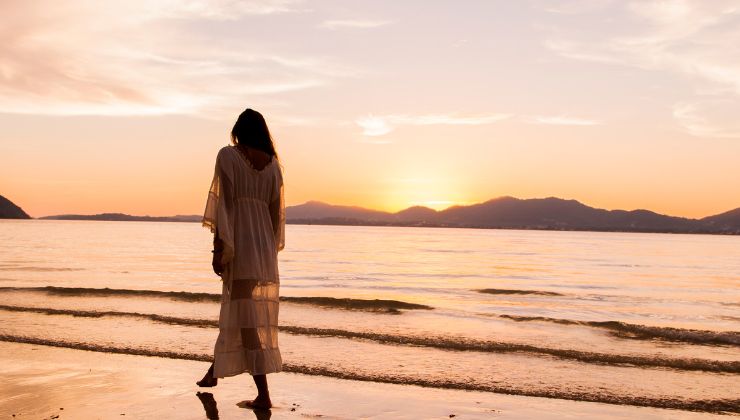 Mindfulness walk: cos'è e quali sono i suoi benefici MINDUFLNESS WALKING