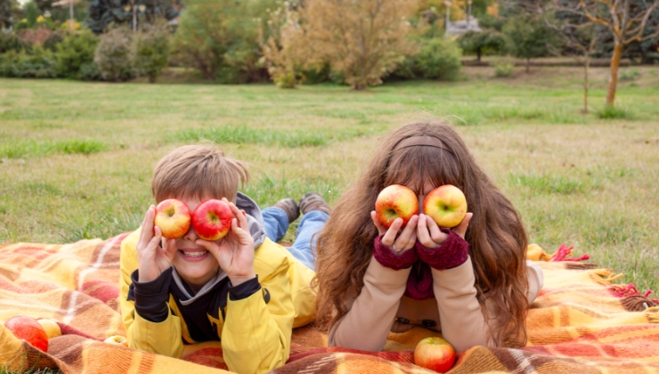 Come rafforzare il sistema immunitario dei bambini con una dieta autunnale sana Consigli pratici per i genitori